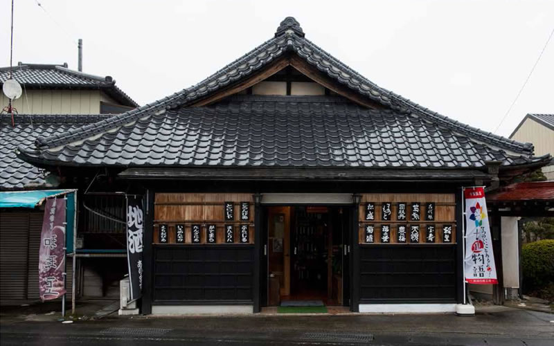 昭和初期から続く一軒の商店