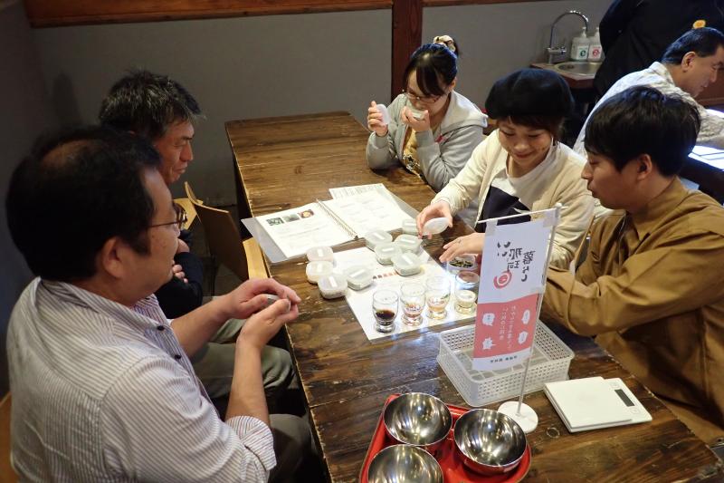 ビールの味を検討中