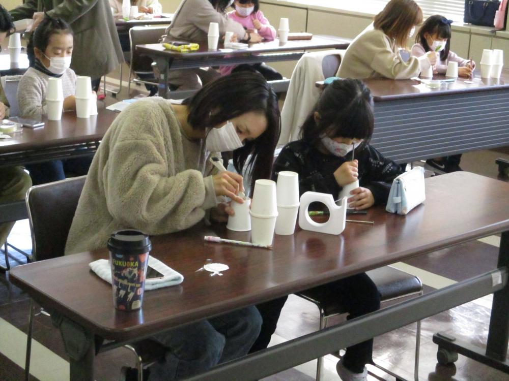 活動の様子・万華鏡作り2