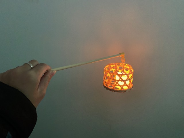 手持ちランタン写真