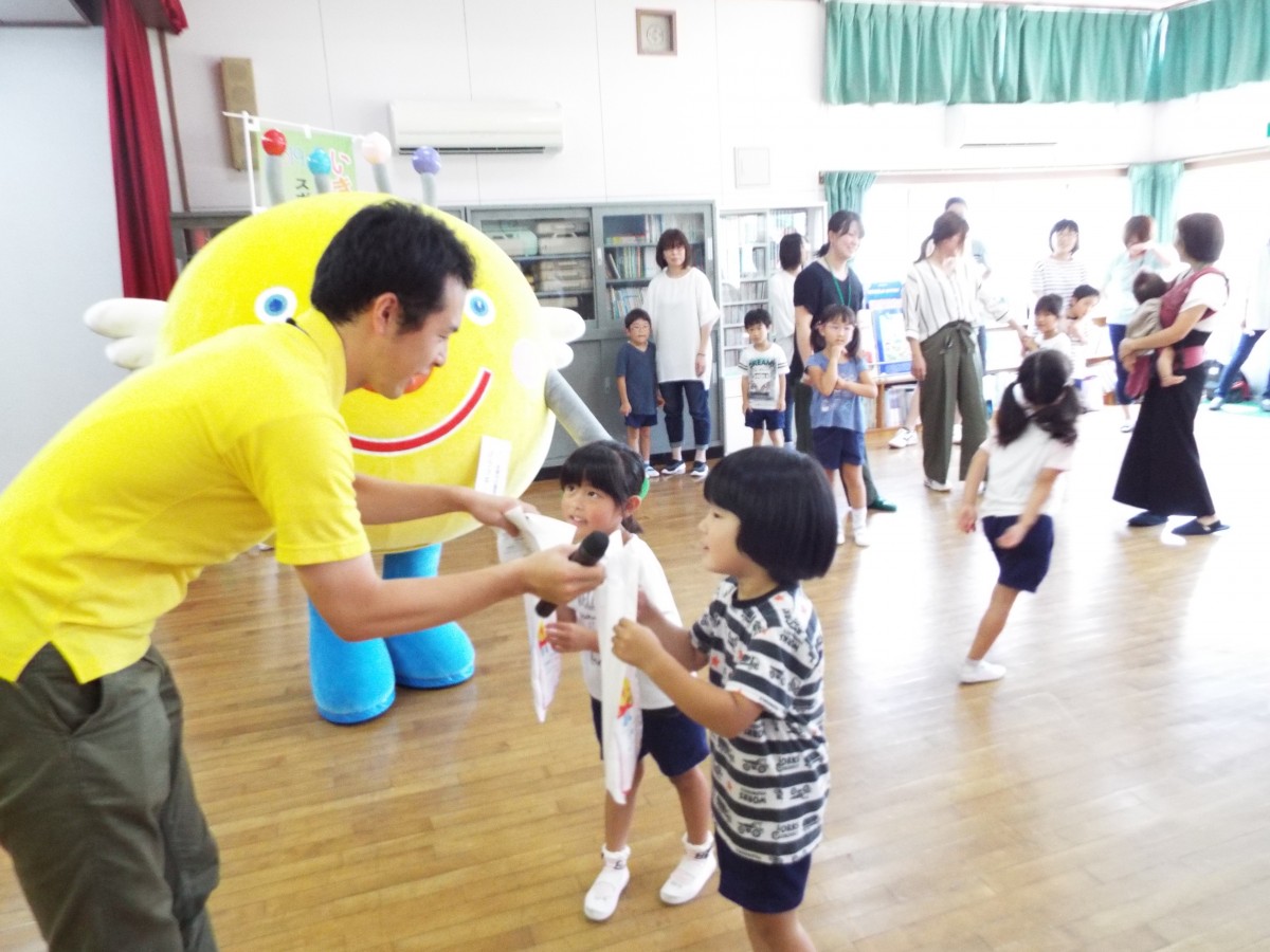芳野幼稚園ダンスキャラバン4の写真