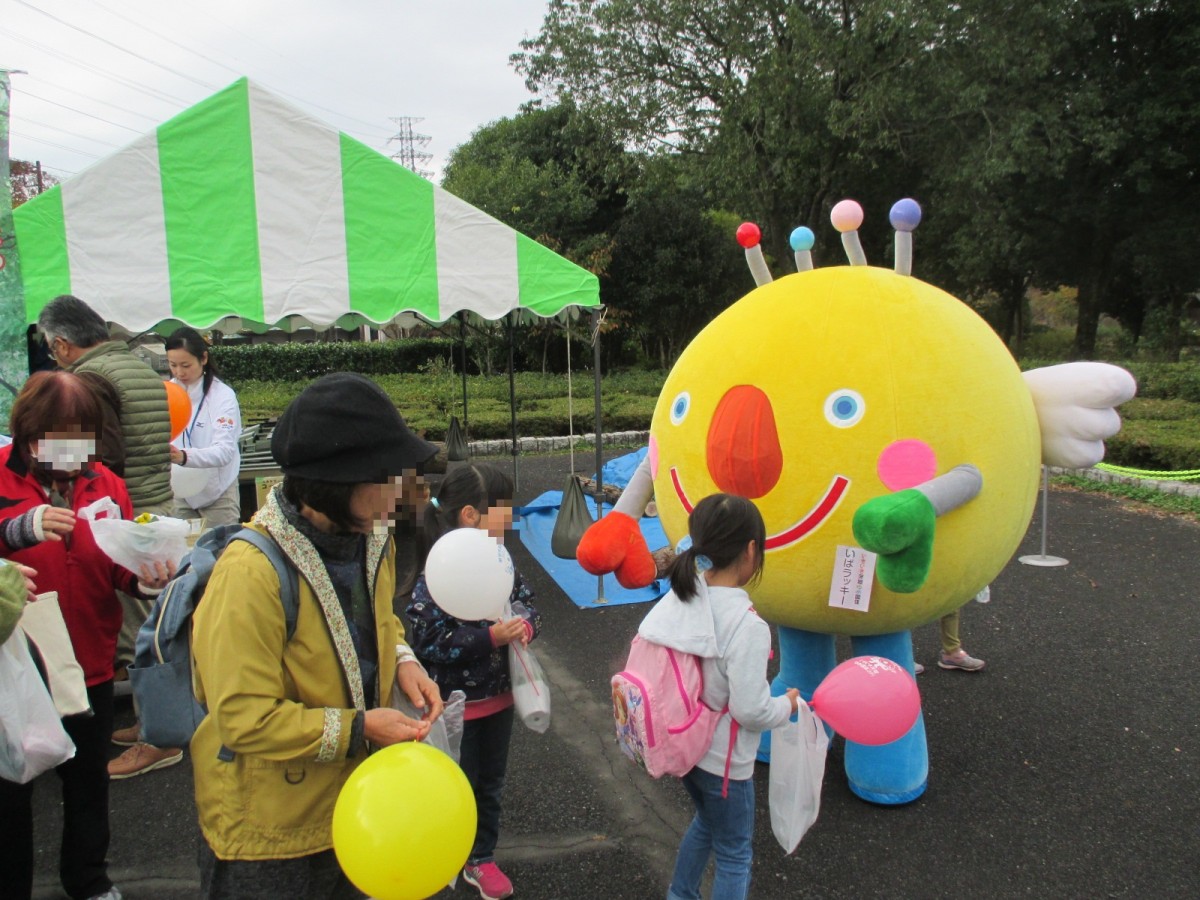 茨城県植物園の秋まつりでPRを行いましたの写真