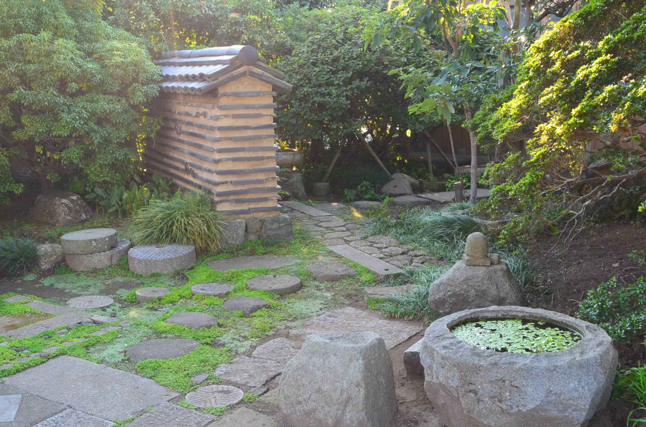 和のくらの日本庭園